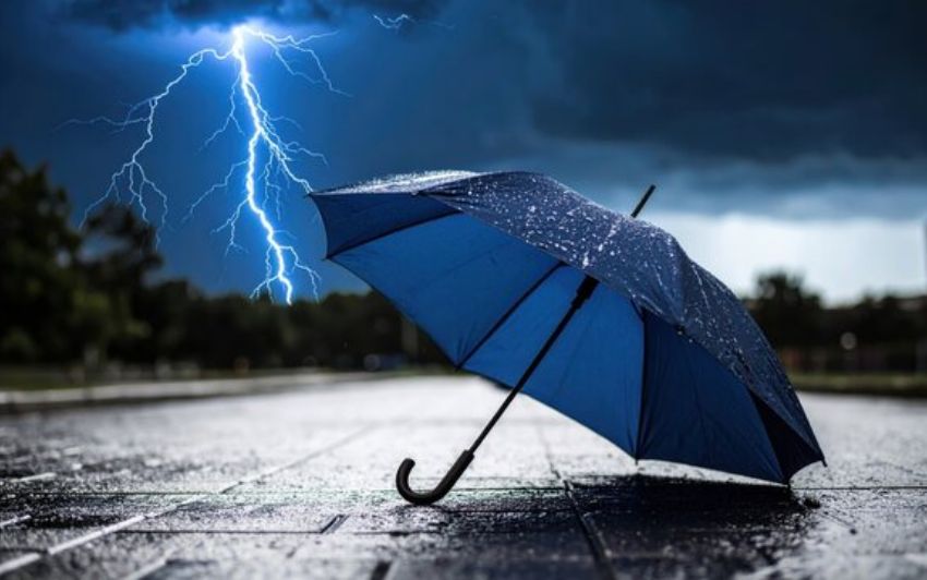 Andhra Pradesh Weather Alert: Heavy Rains for 4 Days Due to Two Low-Pressure Systems in Bay of Bengal