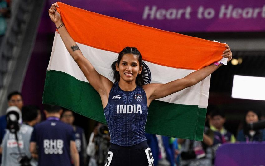 Asian Athletics 2025: Jyothi Yarraji Wins Gold by Visualizing Race During Heavy Rain
