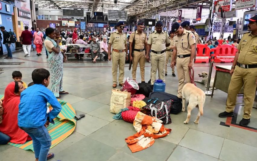 హైదరాబాద్‌లో హై అలర్ట్ ప్రకటించిన పోలీసులు