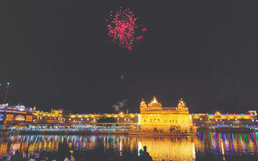 Indian Army Clarifies on Reports of Weapons Found at Golden Temple