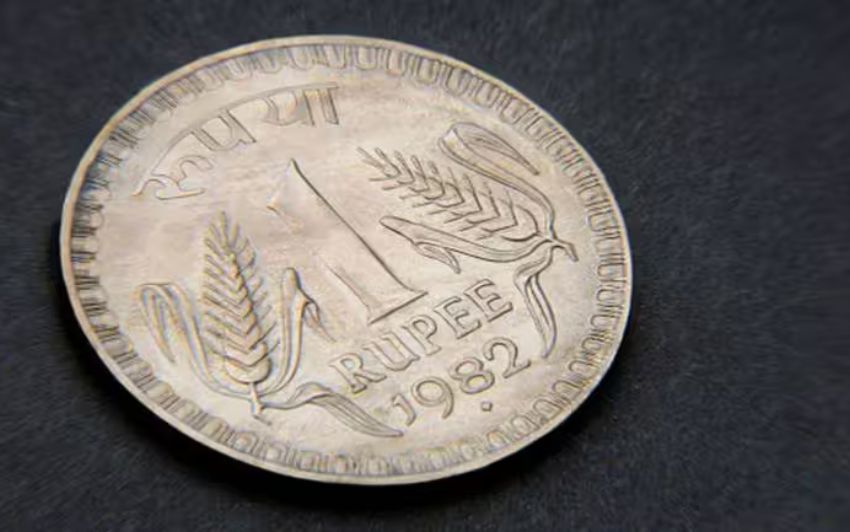 Indian Rupee Crashes to Historic Low Against US Dollar