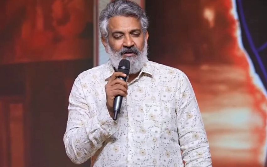 బాహుబలి, ఆర్ఆర్ఆర్ కాదు.. తన బెస్ట్ సినిమాను వెల్లడించిన రాజమౌళి!