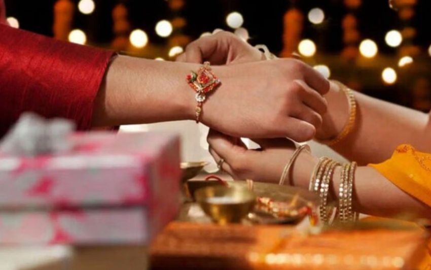 Raksha Bandhan 2025: Free Bus Travel for Women in These States – Special Festival Offer