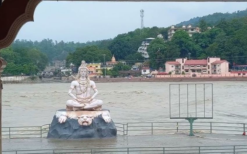 Rivers Flowing Above Danger Mark in 8 States as Heavy Rain Hits Hilly Areas