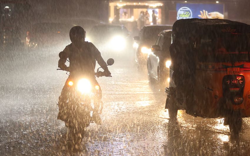 Telangana Rains: Heavy to Extremely Heavy Rainfall Expected Today and Tomorrow