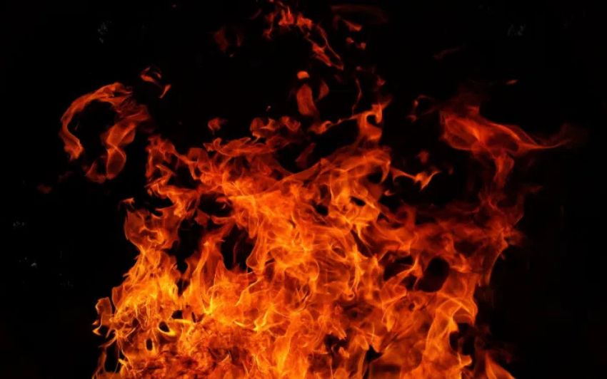 Massive Fire Breaks Out at Tirupati Govindaraja Swamy Temple – No Injuries Reported